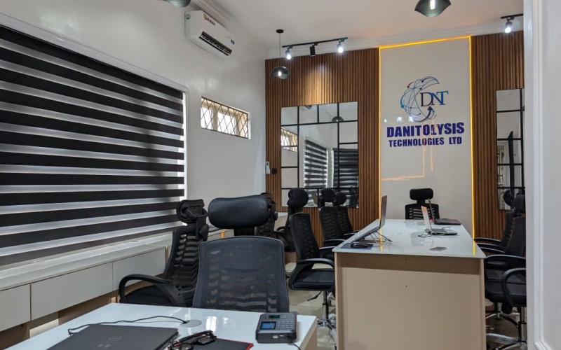 Paid 12-Hour Coworking Spaces for Remote Jobs